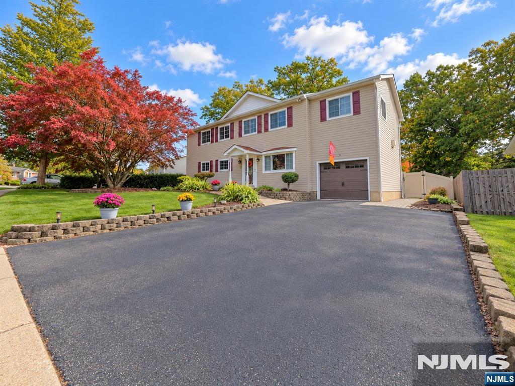 7 Perrelli Lane