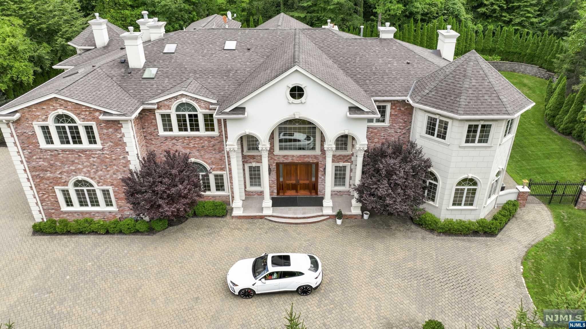 Property for Sale at 399 Elkwood Terrace, Englewood, New Jersey - Bedrooms: 7 
Bathrooms: 10 
Rooms: 19  - $3,995,000