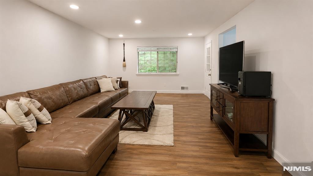 3112 Stowe Lane