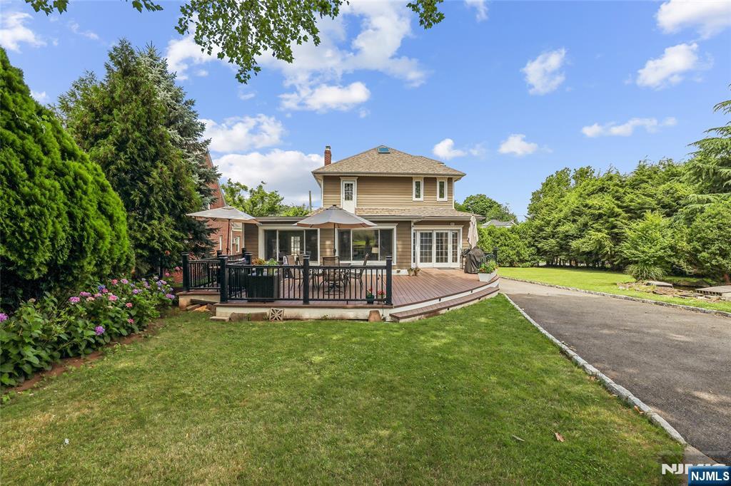 199 Larch Avenue