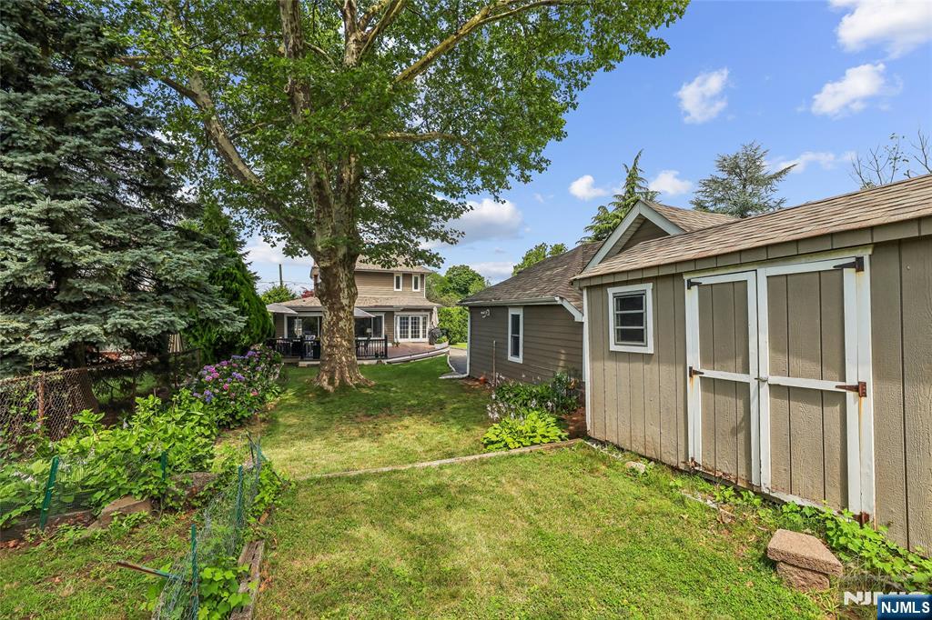 199 Larch Avenue