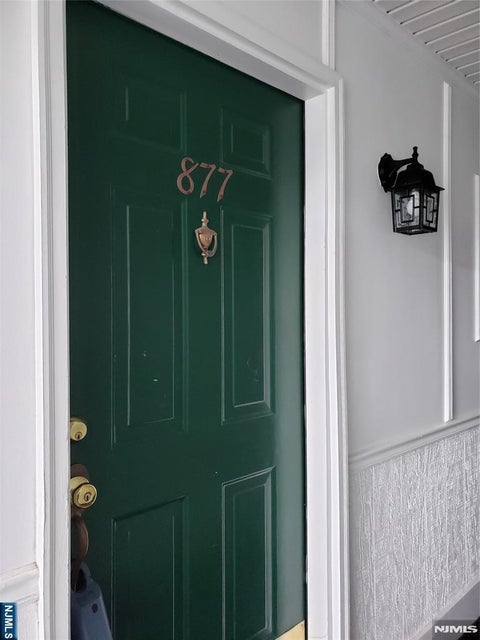 Photo of 877 Juniper WAY #877, Mahwah, NJ 07430 (MLS # 26030125)