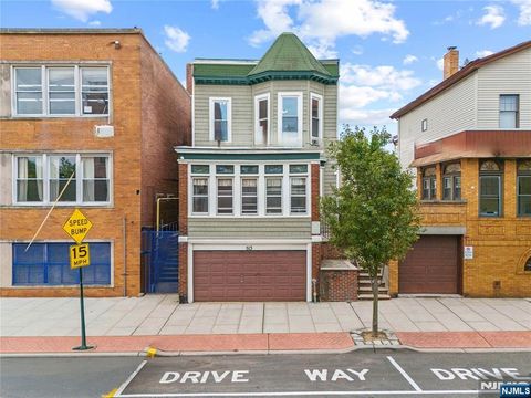 513 15th Street Union City NJ 07087