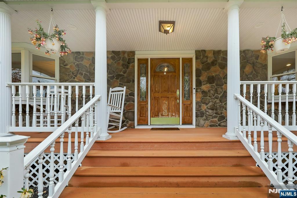 81 Chestnut Street