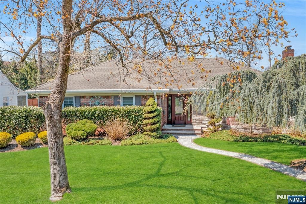 Photo of 117 Wanamaker Avenue, Oradell, NJ 07649 (MLS # 26011649)