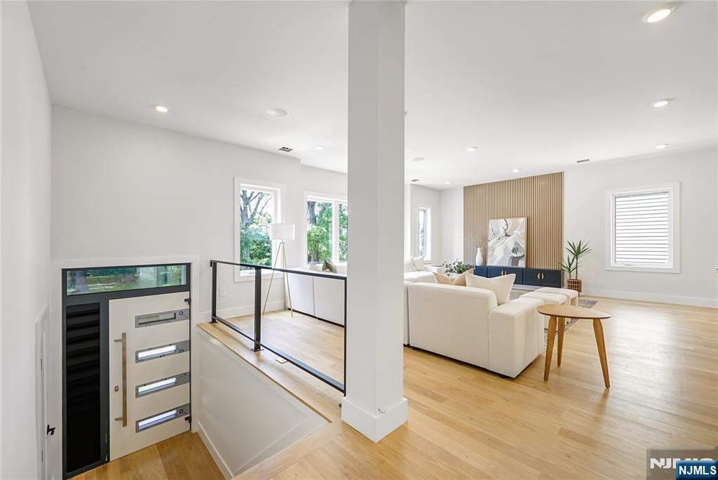 429 Riverside Avenue