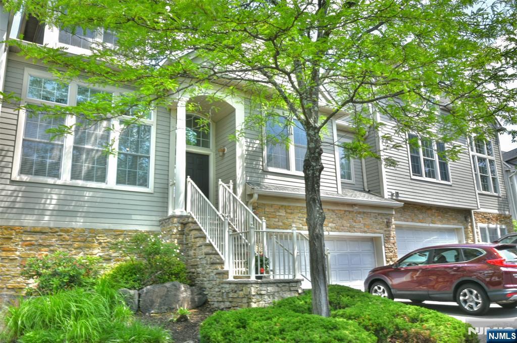 3 Skyview Drive