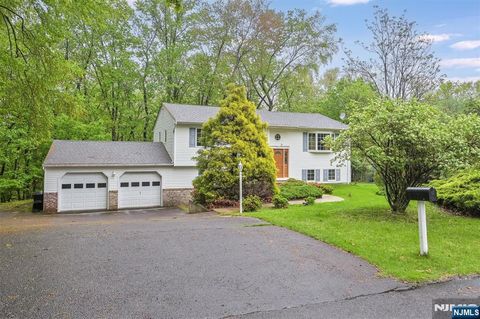 413 Obrien Court Wyckoff NJ 07481