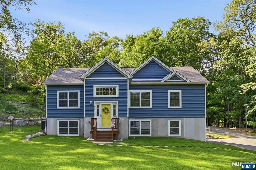 Photo of 461 Brook Road, Ringwood, NJ 07456 (MLS # 26019634)