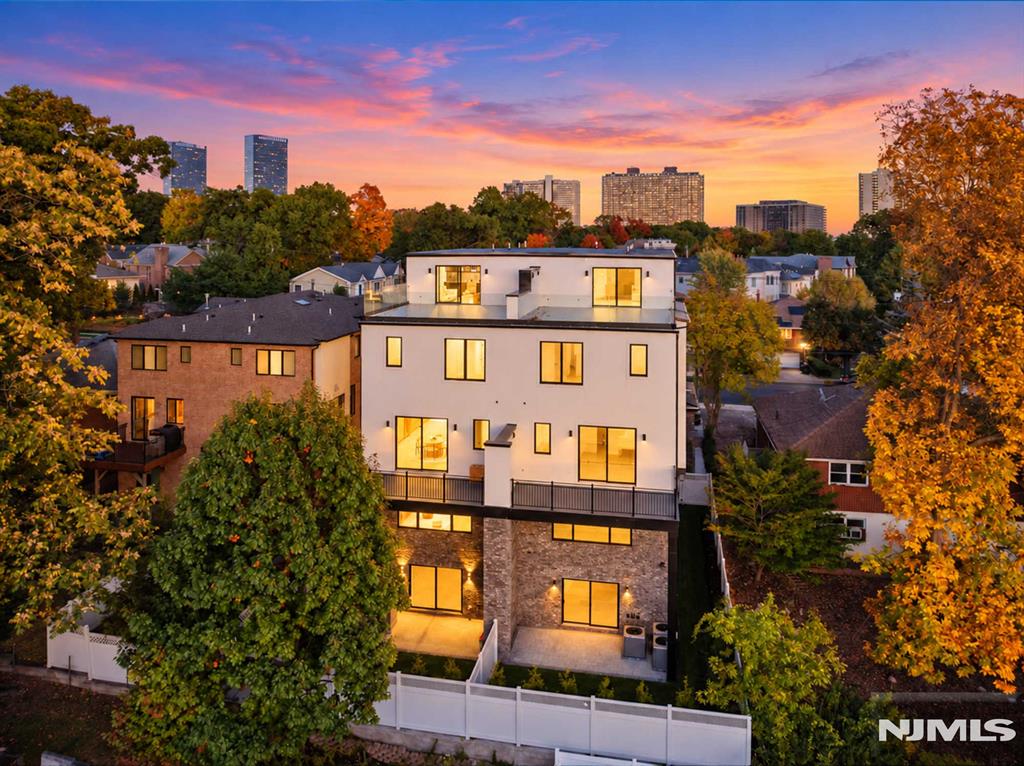 Homes for Sale in Northern NJ | ThisIsRiverEdge.com 1473 Anderson Avenue