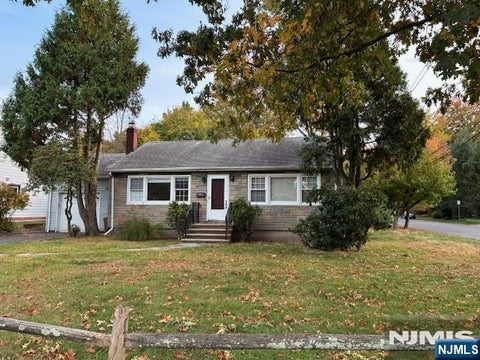 Photo of 284 Madison Avenue, Cresskill, NJ 07626 (MLS # 26041053)