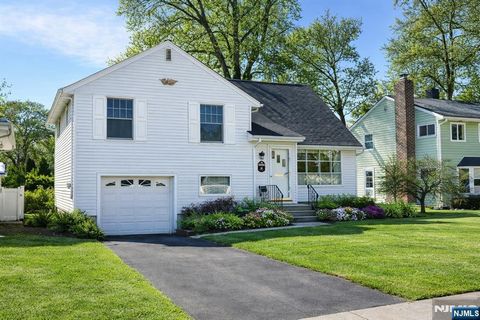 96 Grove Street Waldwick NJ 07463