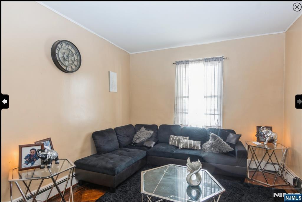 25 Hazel Place
