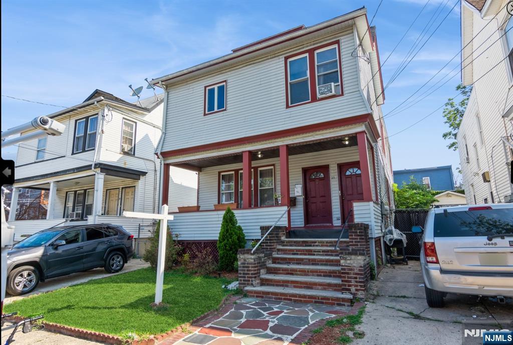 25 Hazel Place