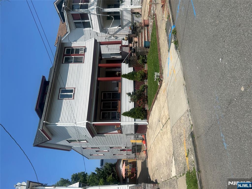 25 Hazel Place