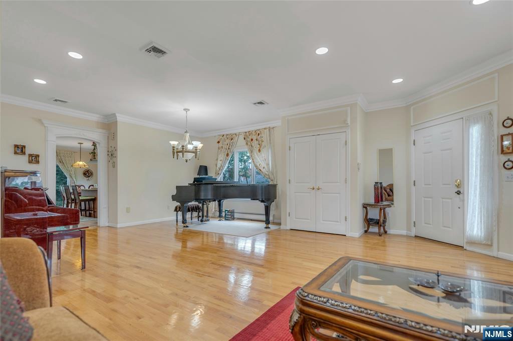 434 B 7th Street 2