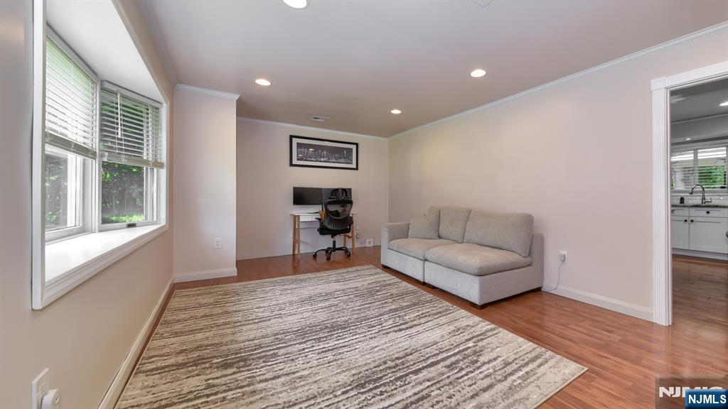 28 Ferndale Road