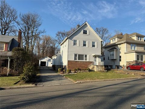 10 E Bayview Avenue Englewood Cliffs NJ 07632