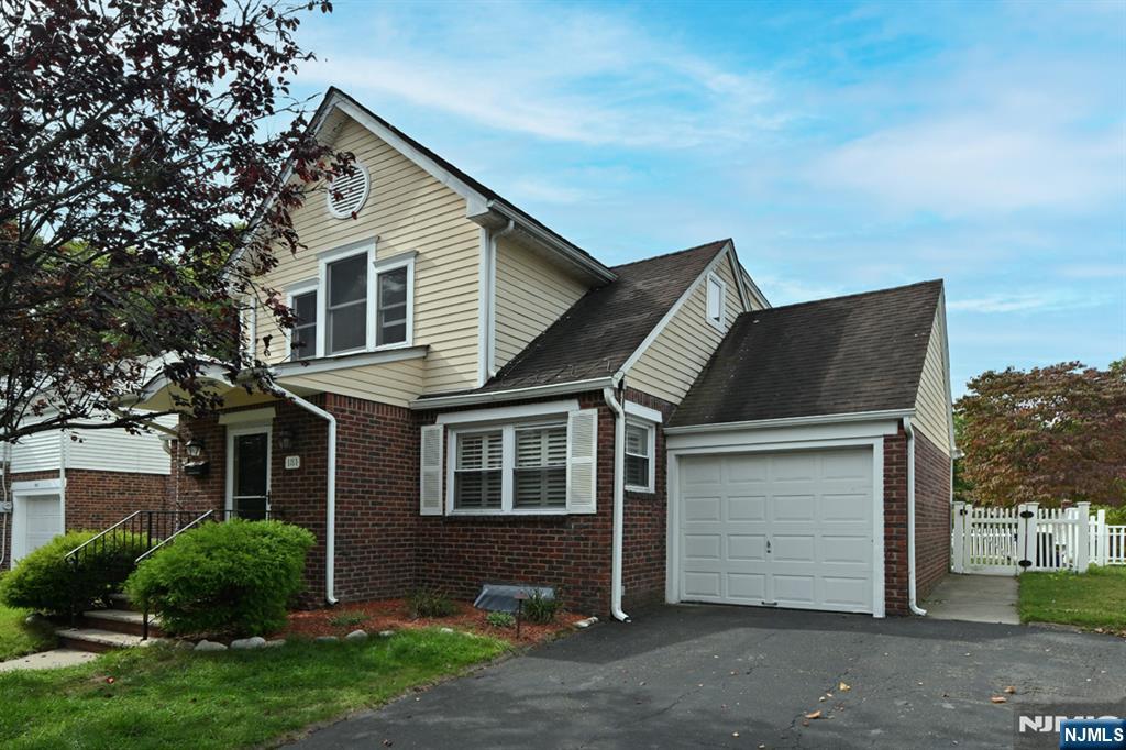181 Huguenot Drive