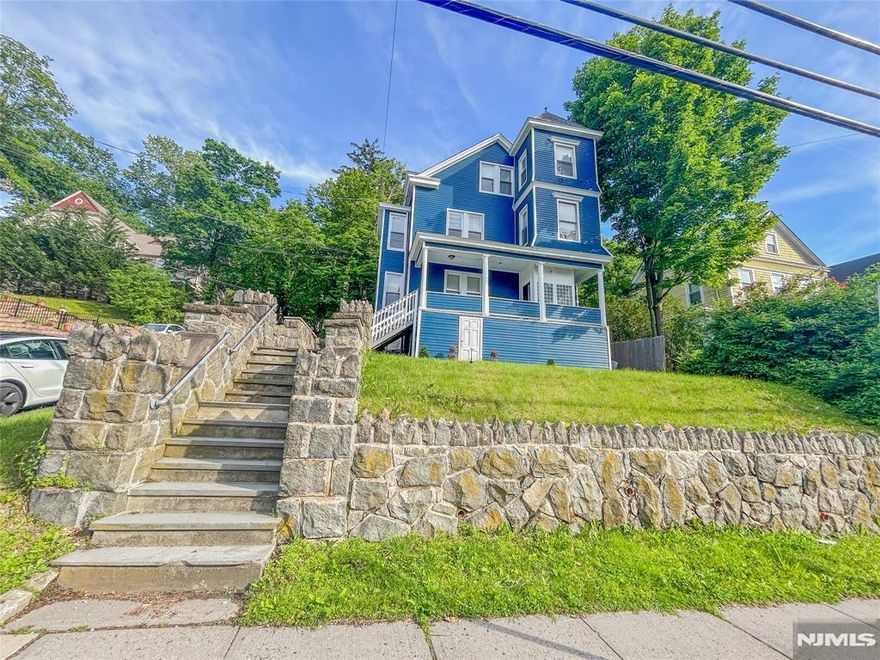 Great opportunity to own this 3 family house located in walking distance to the Morristown Green, as well as Downtown shops, dining, and entertainment! The first level apartment has 3 beds, 1 bath needs some TLC and is rented; second level has 2 beds & 1 bath, partially updated and it is vacant; 3rd floor apartment has 1 bed & 1 bath, partially renovated and it's rented. New Siding, Most of windows are new, New roof. Potential Rental Income : 1st floor $3200, 2nd floor $2500, 3rd floor $1600. Total Potential Rental Income $7,300. Next availability to see it Thursday July 10th 6 pm to 7 pm by appointment. First floor apartment might be vacant at closing. Second floor apartment is currently vacant. 3rd floor appartment is month to moth and would like to stay. 1ST & 2ND floor rent are not current rent but market rent after updates.