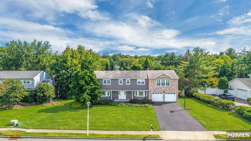 10 Cambray Road
