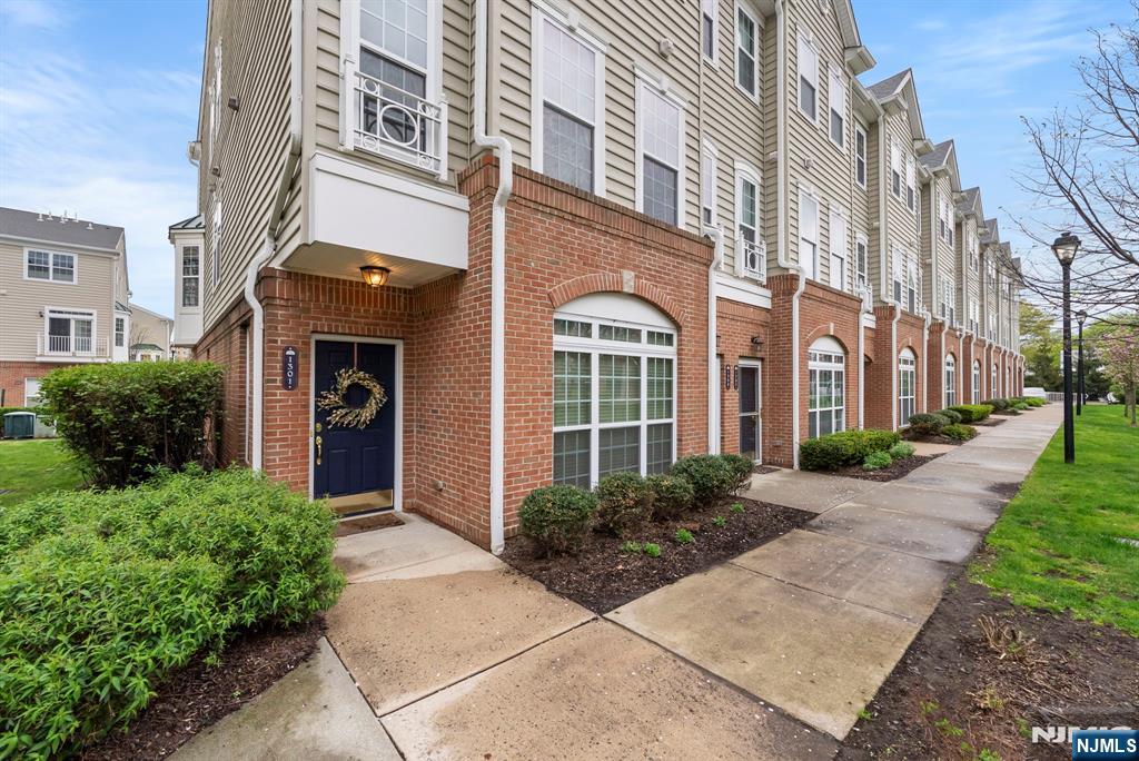 1301 Hamilton Street, Belleville, New Jersey - 2 Bedrooms  
3 Bathrooms - 