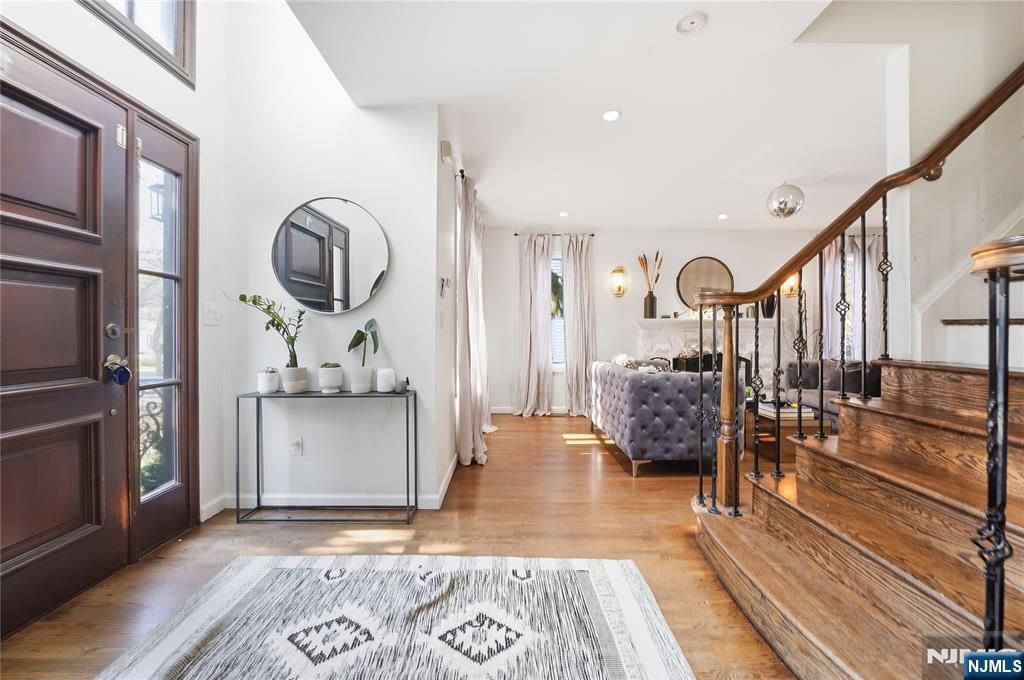 Photo of 770 Hartwell Street, Teaneck, NJ 07666 (MLS # 26012017)