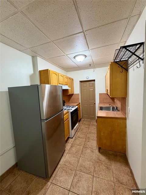 Photo of 187 Main St #A, Ridgefield Park, NJ 07660 (MLS # 26001220)