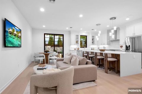 7 Fey Place Oradell NJ 07649