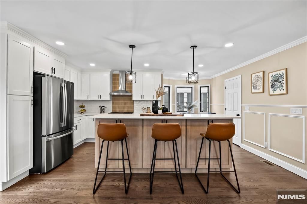 Photo of 533 1st Street, Fair Lawn, NJ 07410 (MLS # 25040702)