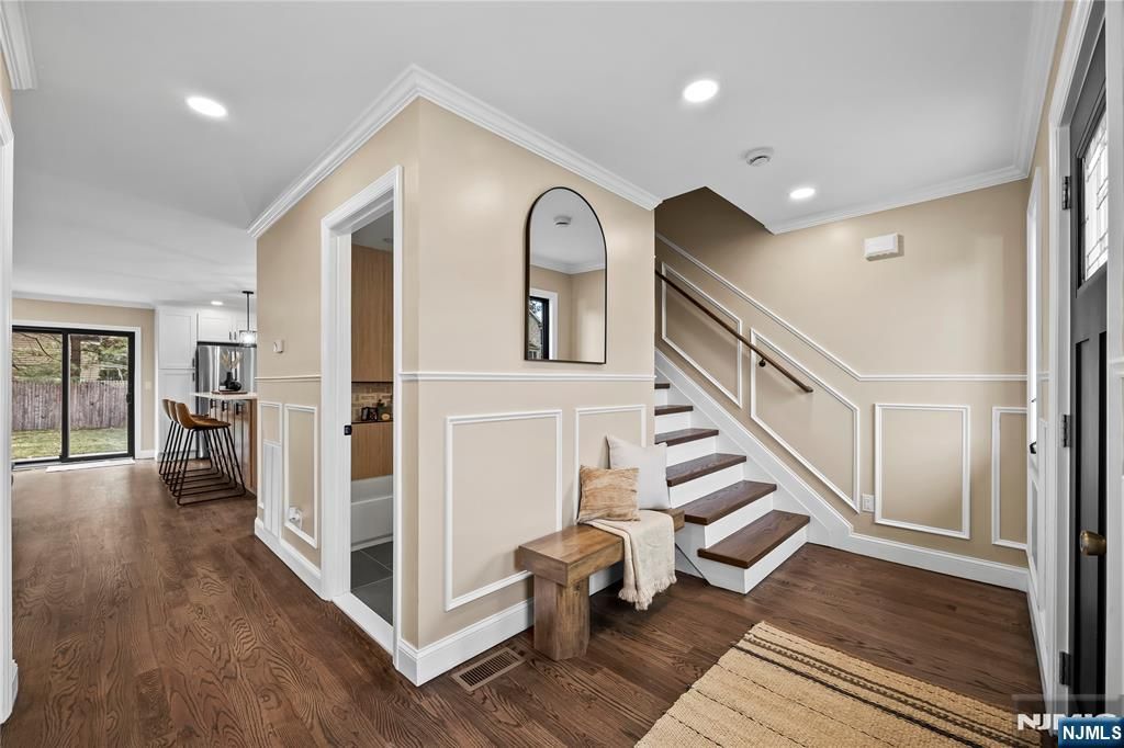 Photo of 533 1st Street, Fair Lawn, NJ 07410 (MLS # 25040702)