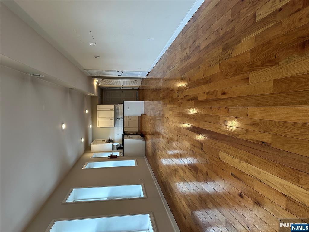 Rental Property at 26 Lindsley Ave, West Orange, New Jersey - Bedrooms: 2 
Bathrooms: 1 
Rooms: 5  - $2,350 MO.