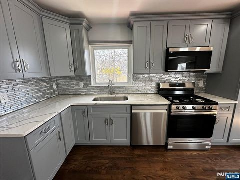 38 Telford Street East Orange NJ 07018