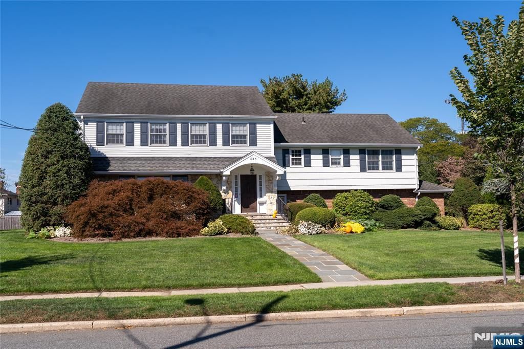 Photo of 645 Cambridge Road, Paramus, NJ 07652 (MLS # 25034504)