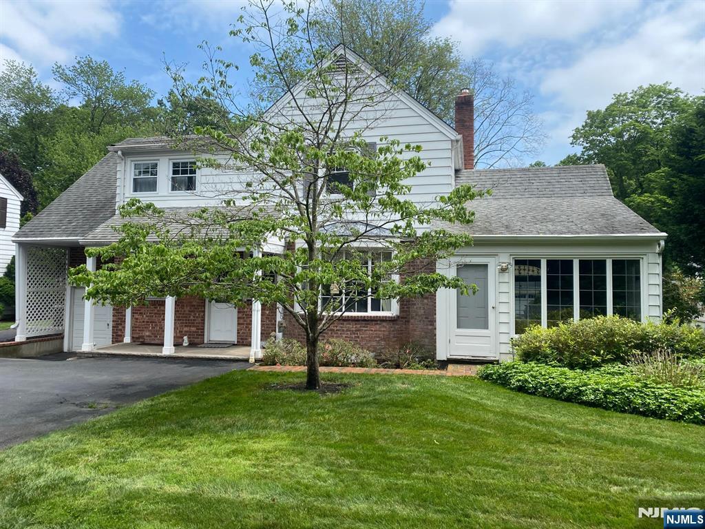 55 Forest Road