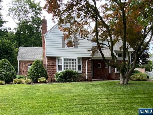 55 Forest Road