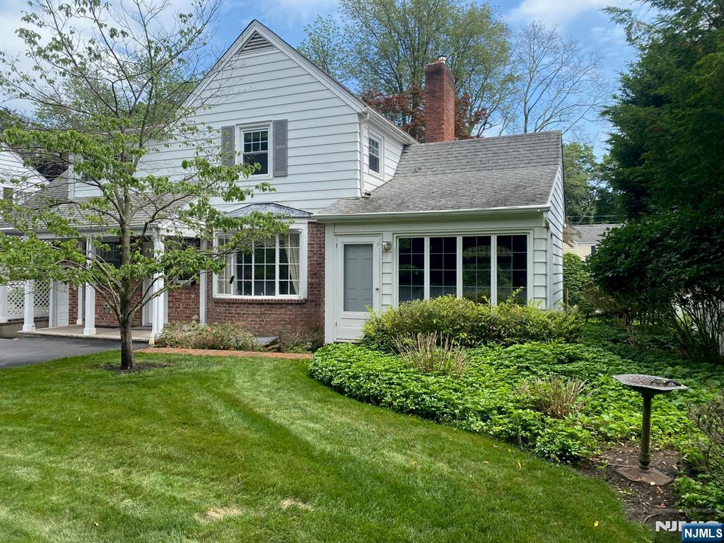 55 Forest Road