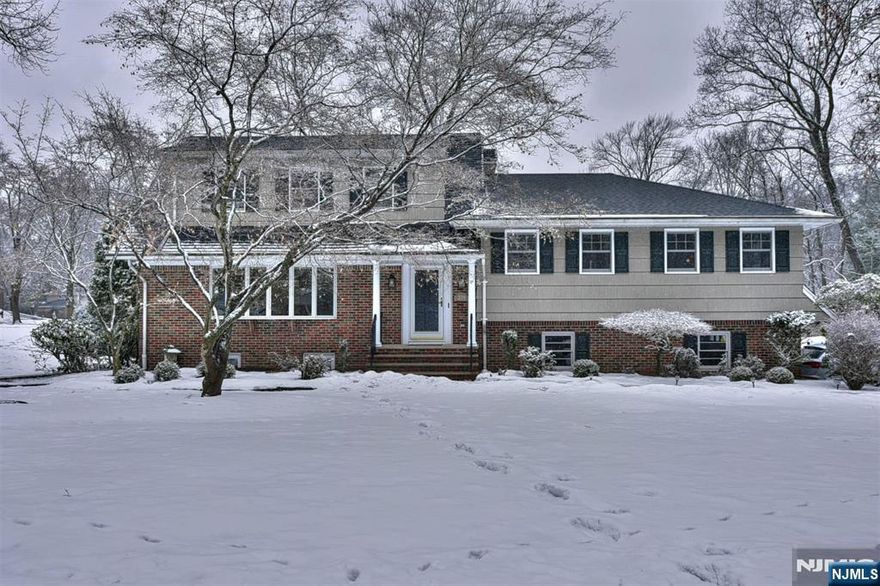 Welcome to this beautiful 5 bedroom, 3.5 bath home in the Sicomac Section of Wyckoff. This home is meticulously maintained and nicely updated! Bright, light, roomy and gleaming floors make this a warm and inviting place to live. Walk right in and see the great floor plan that leads from one room to the next - Living Room, Dining Room, Eat In Kitchen with beautiful cabinets and stainless steel appliances, Family Room with beautiful built-ins, gas fireplace and built-in bar, and finished off with a powder room. Just a few steps up lead to 2 large bedrooms, a hallway bath and a junior suite. On the second floor, the area could be one great primary suite with an office and a big room for a closet plus the primary bath or you could use this as 2 bedrooms with a large bath. The basement is bright and finished for recreation. Plus there is storage and a Cedar Closet. The backyard has a pretty patio that overlooks the backyard and the pool and cabana. 339 Kay Lane is a parklike property and the only house on the street!!! You won't want to miss this pretty home!