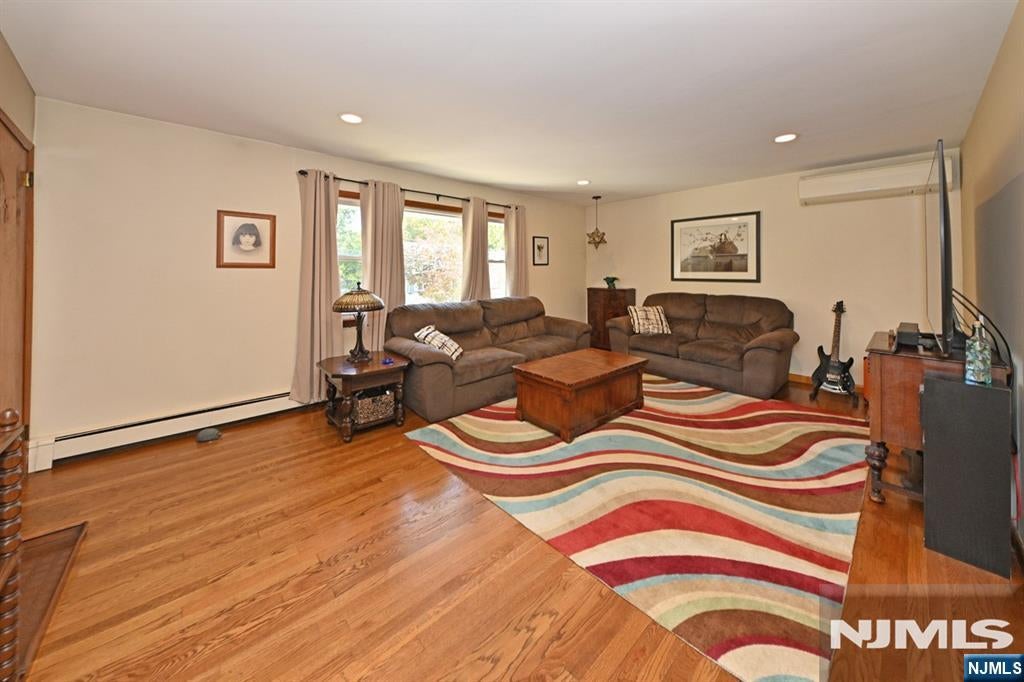 124 Woodland Avenue