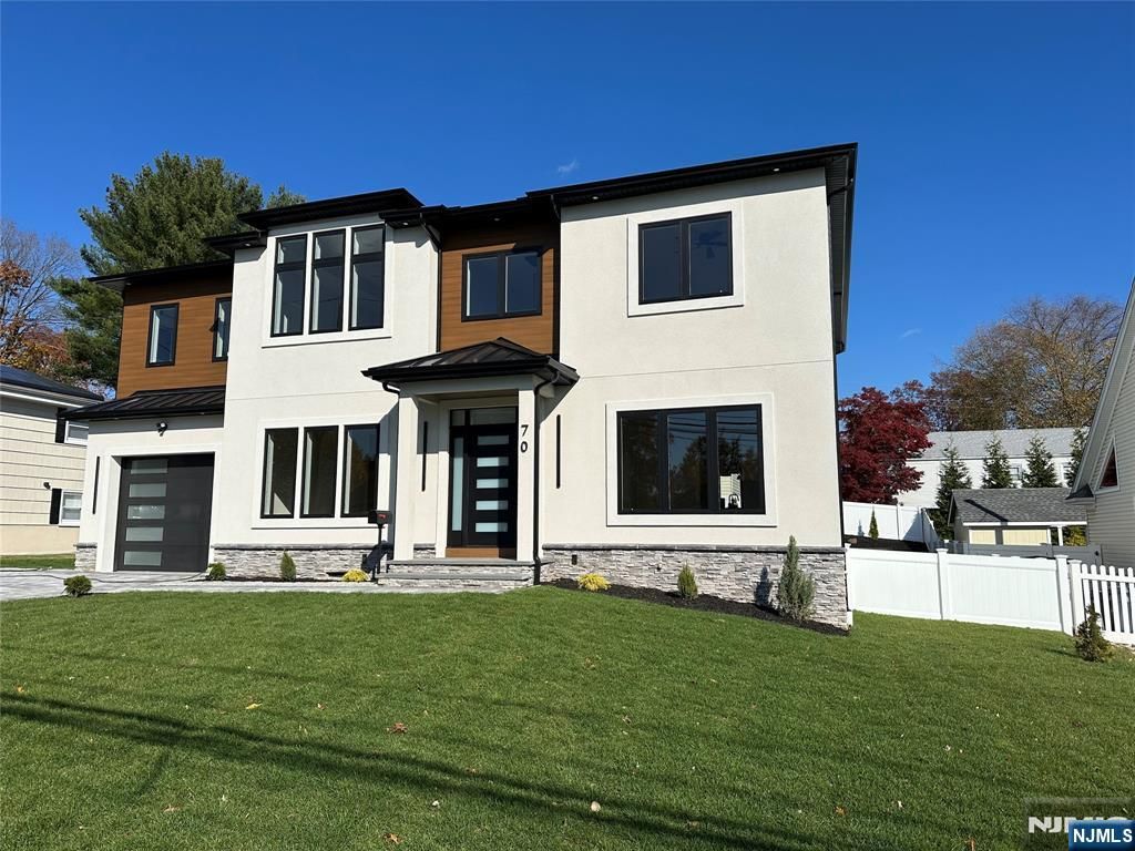 Photo of 70 Anderson Drive, Clifton, NJ 07013 (MLS # 25039878)