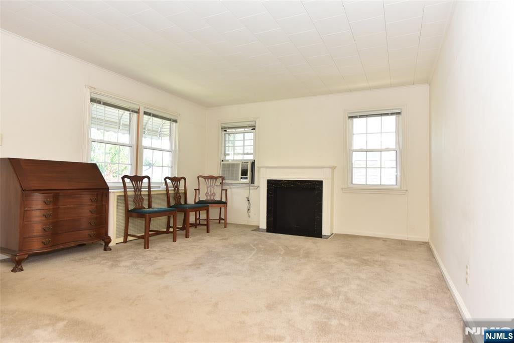 12 Woodside Avenue