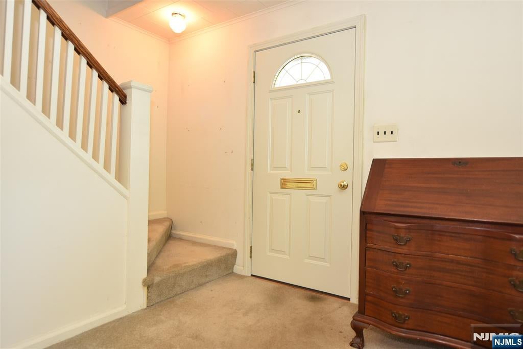 12 Woodside Avenue