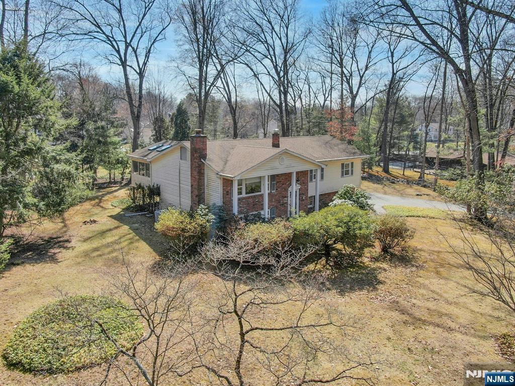 7 Merrywood Court