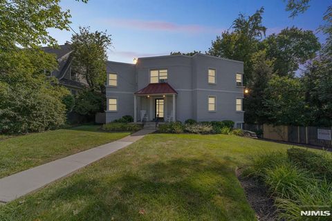 819 Bloomfield Avenue 10 Montclair NJ 07042