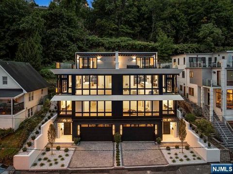 26B Oakdene Terrace Edgewater NJ 07020