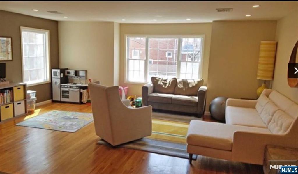 150 Grand Avenue 2A
