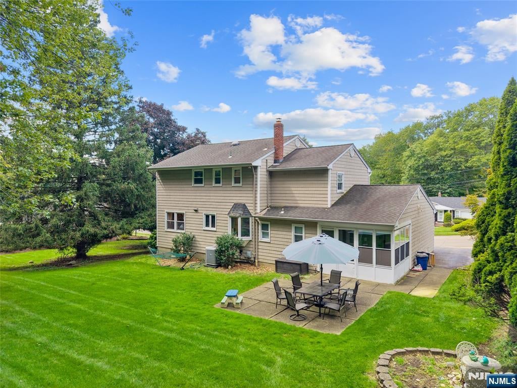 12 Ryder Road