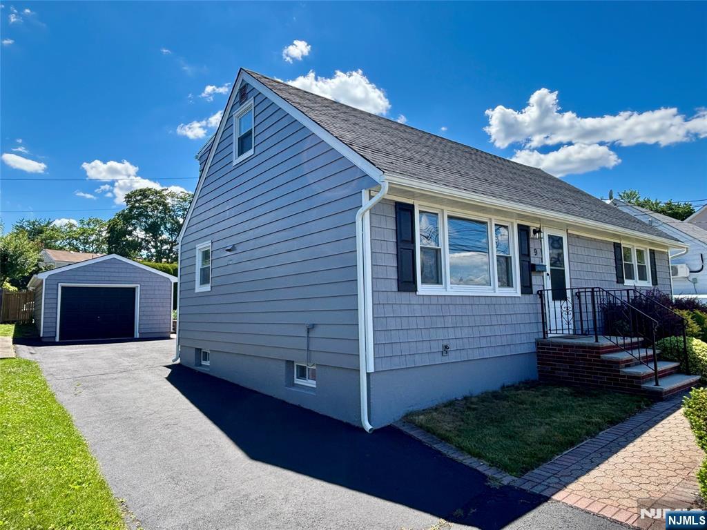 9 Joan Place
