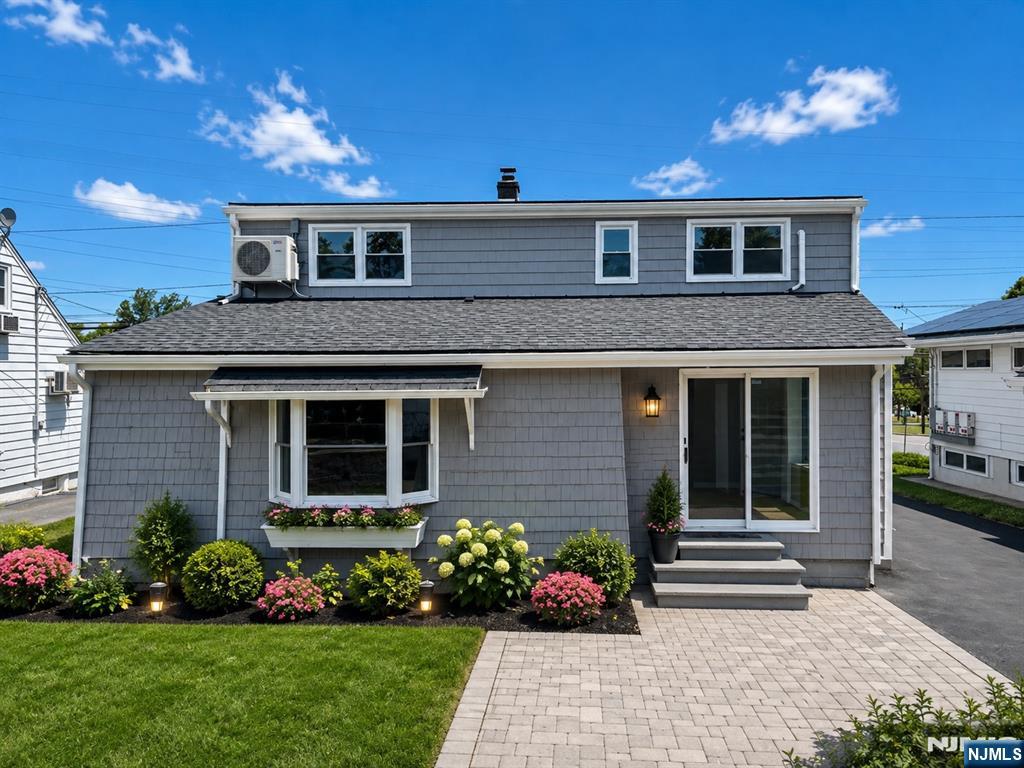 9 Joan Place
