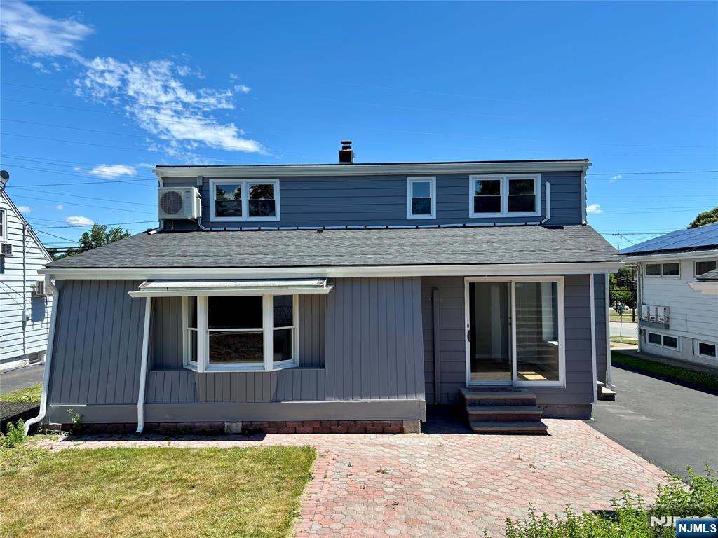 9 Joan Place